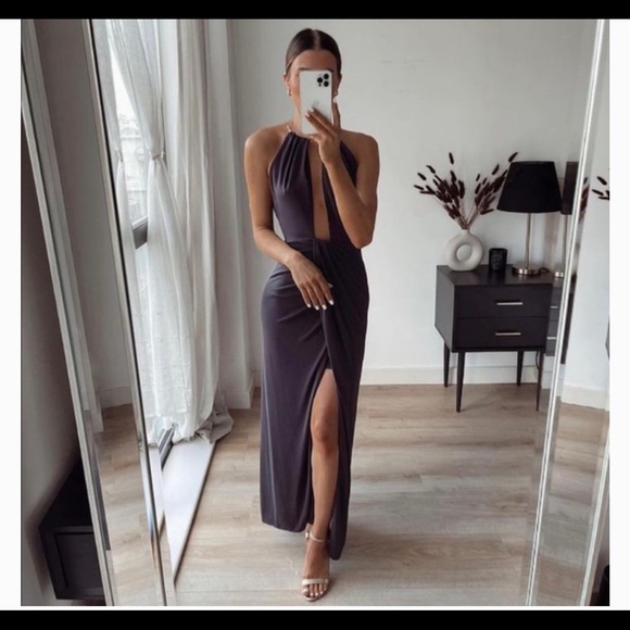 Zara Dresses & Skirts - NWT ZARA LIMITED EDITION LONG HALTER DRESS.